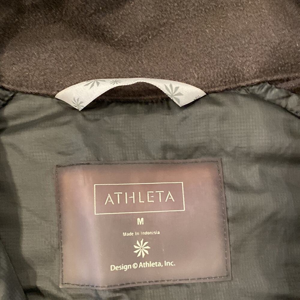 ATHLETA Flashpack Embroidered Black Purple Puff Vest M - Picture 9 of 11
